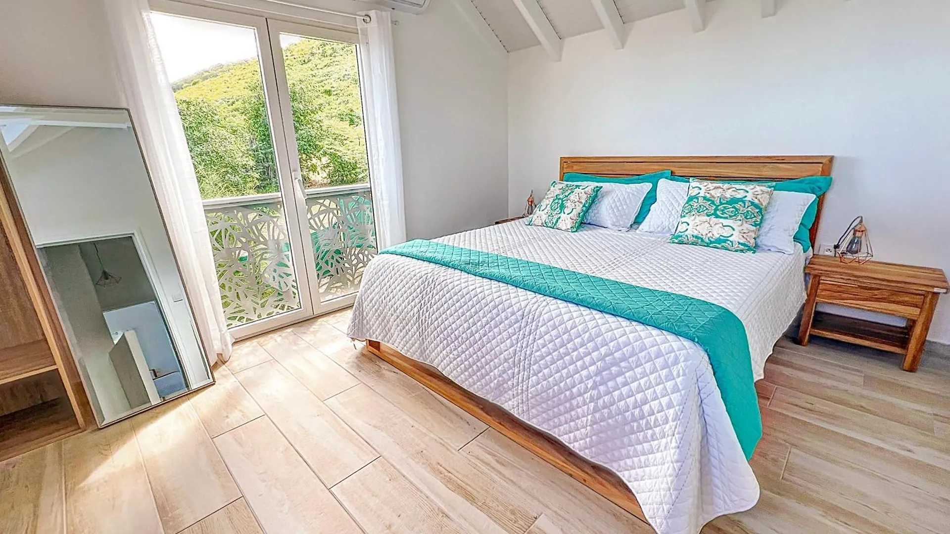 Villa Harmony Spacious And Modern With A Sea View クルドサック