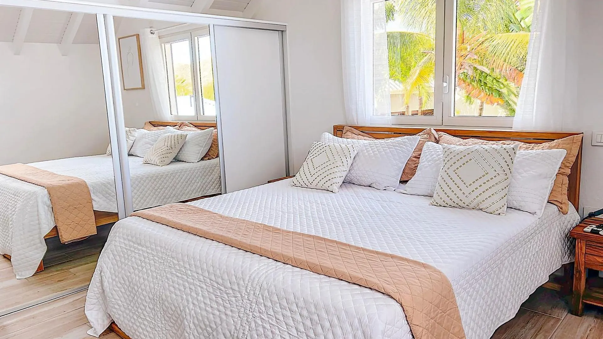 Villa Harmony Spacious And Modern With A Sea View Cul de Sac Sint Maarten/Saint Martin